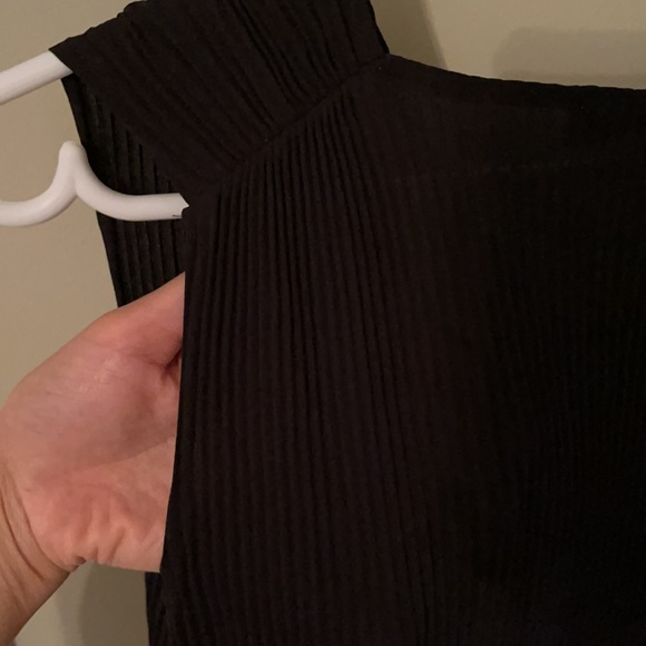 Aritzia Babaton tops - Picture 5 of 5